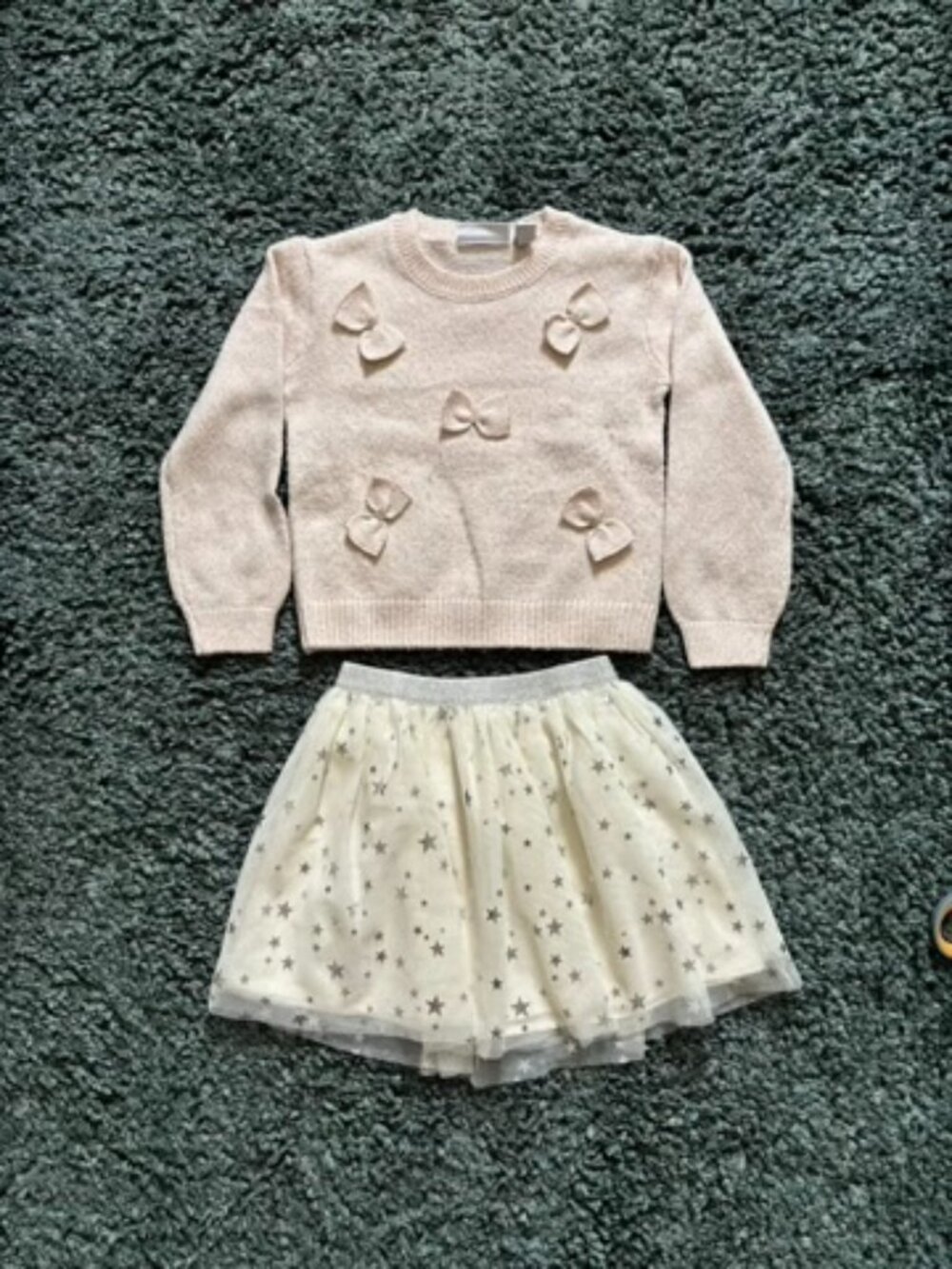 Children's Place Bow Sweater and Tutu Skirt (5T)
